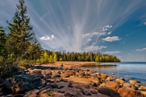 Tour du lịch đi Nga đến với hồ nước ngọt tuyệt đẹp – Hồ Ladoga