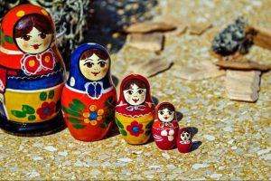 Du lịch Nga, mua búp bê Matryoshka về làm quà