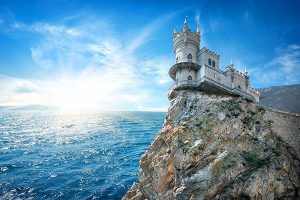 Lâu đài tổ yến – Địa điểm lý tưởng du lịch Nga