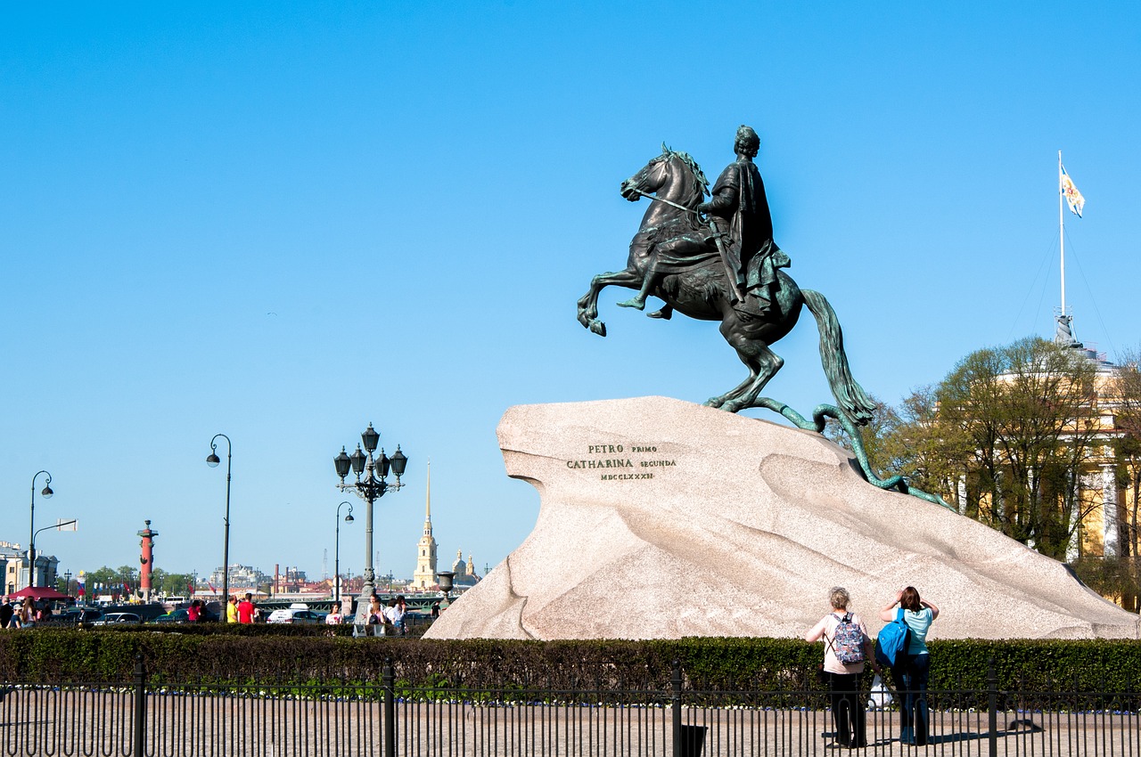 Du Lịch Nga, chiêm ngưỡng Tượng Kỵ Sĩ Đồng – một biểu tượng của St. Petersburg - Du lịch Nga