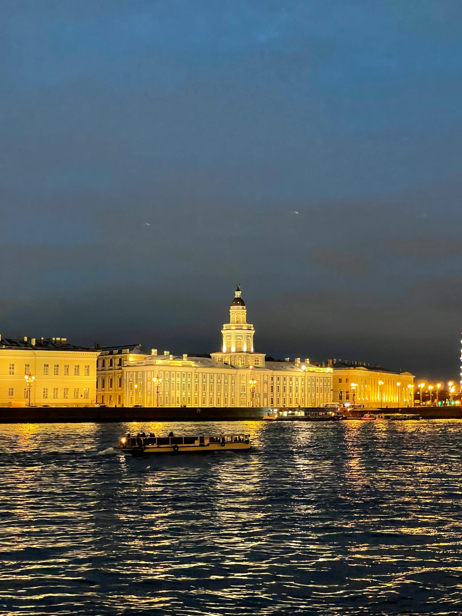 6 bảo tàng hàng đầu ở St. Petersburg bạn nên đến khi Du Lịch Nga