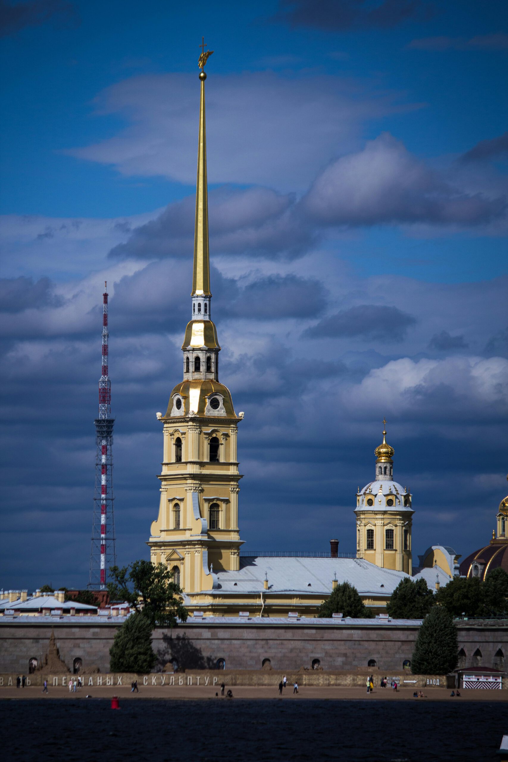 6 bảo tàng hàng đầu ở St. Petersburg bạn nên đến khi Du Lịch Nga