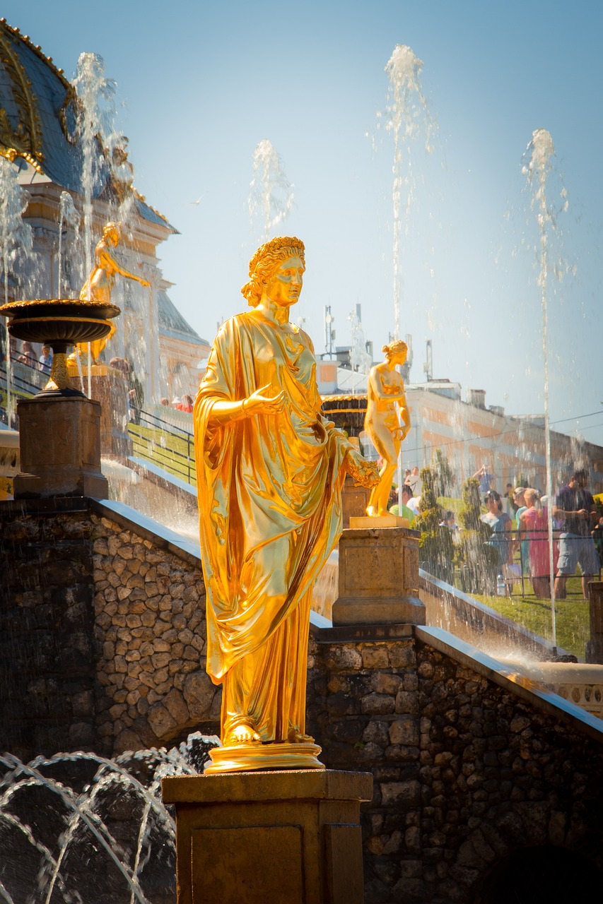 Du Lịch Nga nhất định phải đến thăm Peterhof