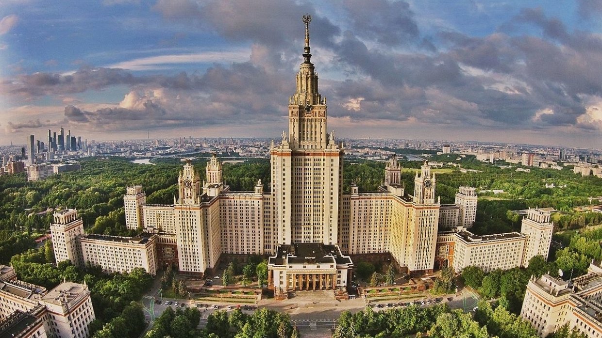 Tour Du Lịch Nga 2025: Moscow – ST.Petersburg (KH tháng 5)