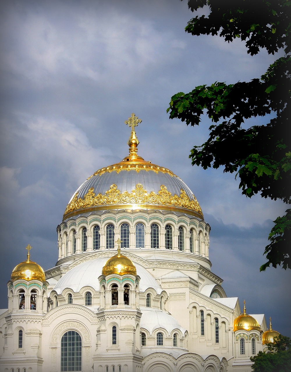 Top các nhà thờ Saint Petersburg hấp dẫn nhất định phải đến Top các nhà thờ Saint Petersburg hấp dẫn nhất định phải đến