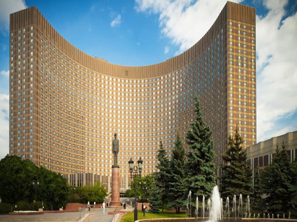 COSMOS HOTEL 3*